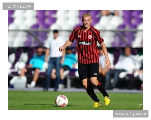 德甲球员合同变动情况及最新续约动态